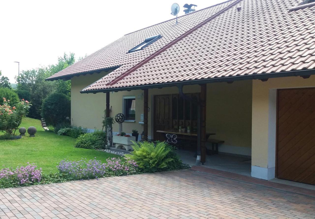 Renates Ferienhaus Riedenburg Exteriör bild
